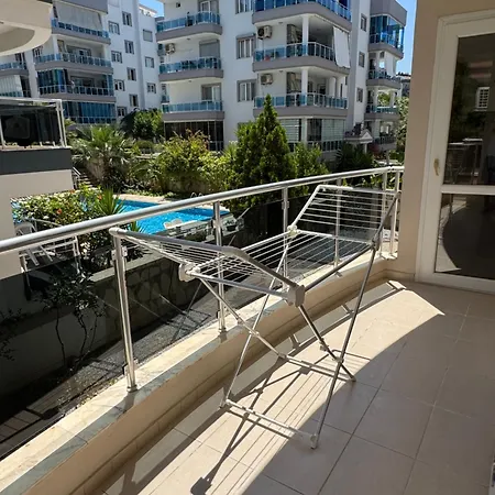 Akyuz 4 Apartamento